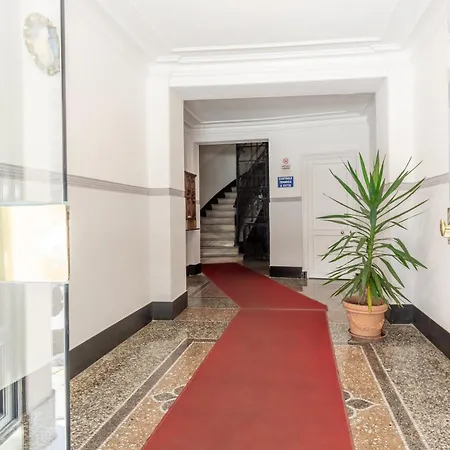 Apartment Casa A Due Passi Stazione E Centro Genoa